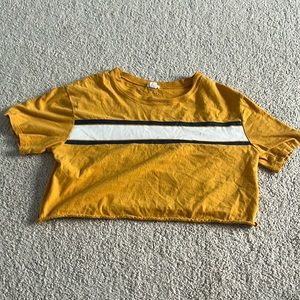 Garage cropped t-shirt